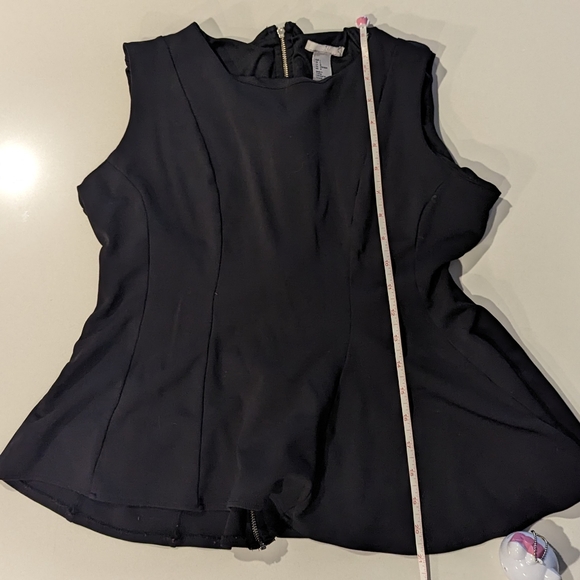 SOLD - (Given as a Free Gift) Peplum Sleeveless Businesses Casual Top - Picture 6 of 7